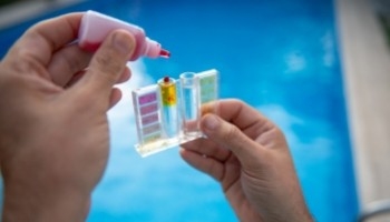 Come si misura il pH della piscina?
