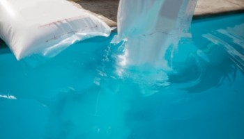 Sistema a elettrolisi salina per piscina: i vantaggi